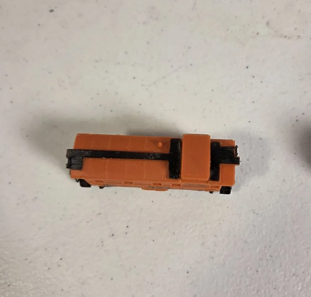 Arnold Rapido N Scale Santa Fe‎ ATSF Caboose 493 & Boxcar 4006 W Germany